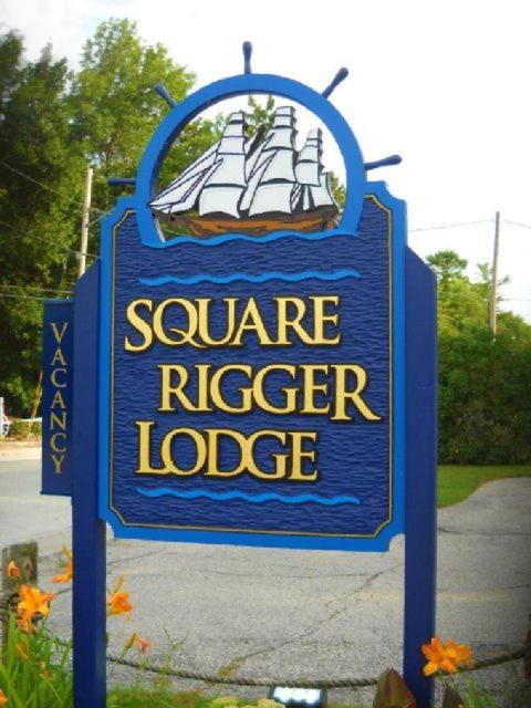 Square Rigger Lodge — Hotel in Sturgeon Bay (WI)