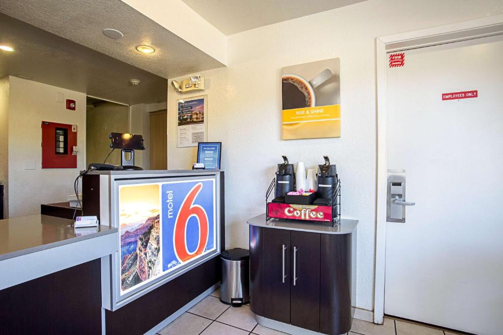 Motel 6-Prescott, AZ photo
