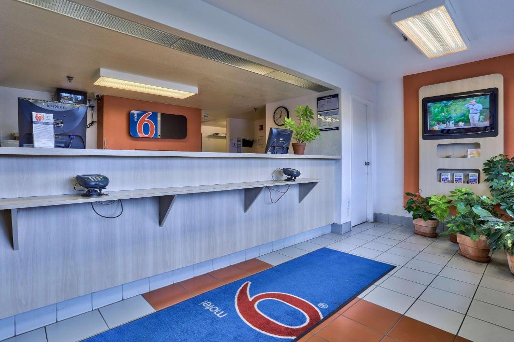 Motel 6-Flagstaff, AZ - West - Woodland Village photo