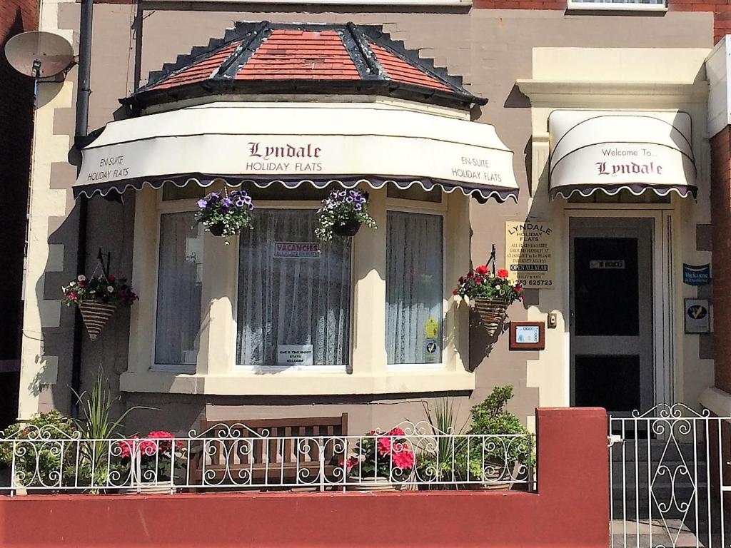 Lyndale Holiday Flats In Blackpool Grossbritannien 100