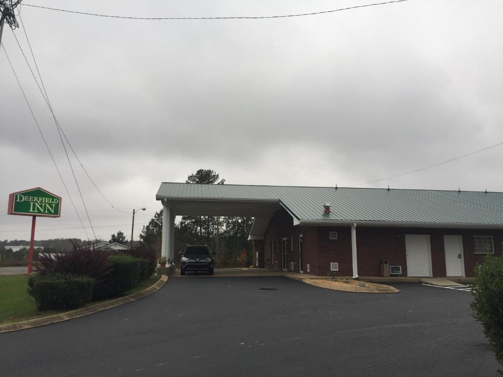 Deerfield Inn New Johnsonville photo