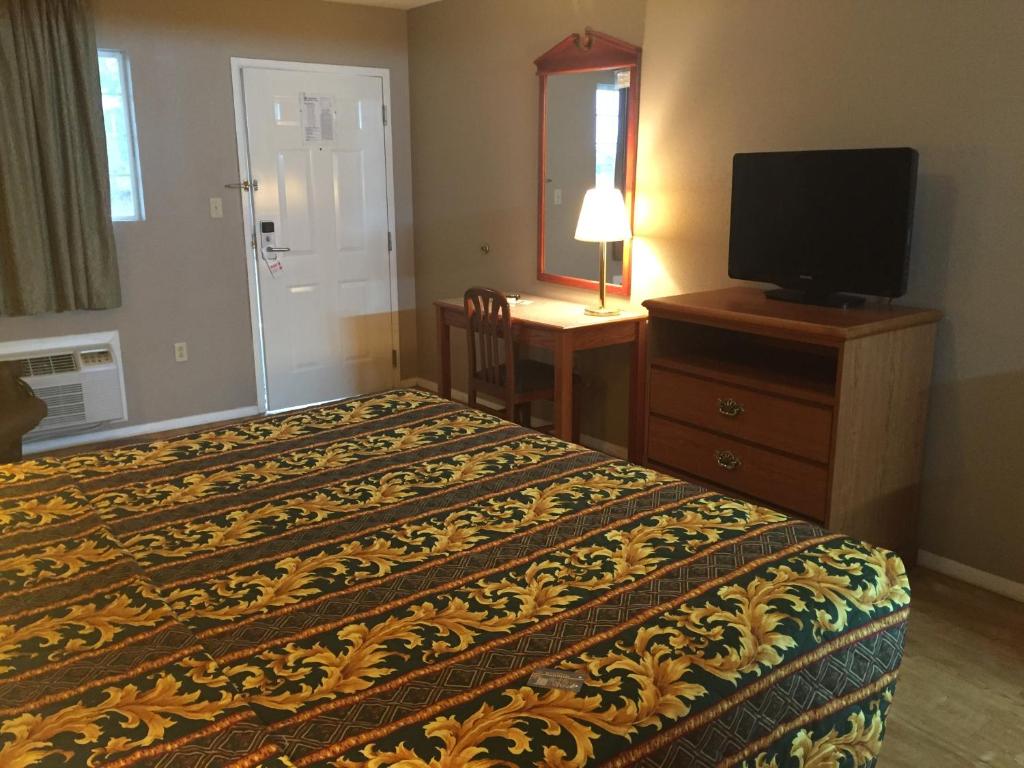 Deerfield Inn New Johnsonville photo