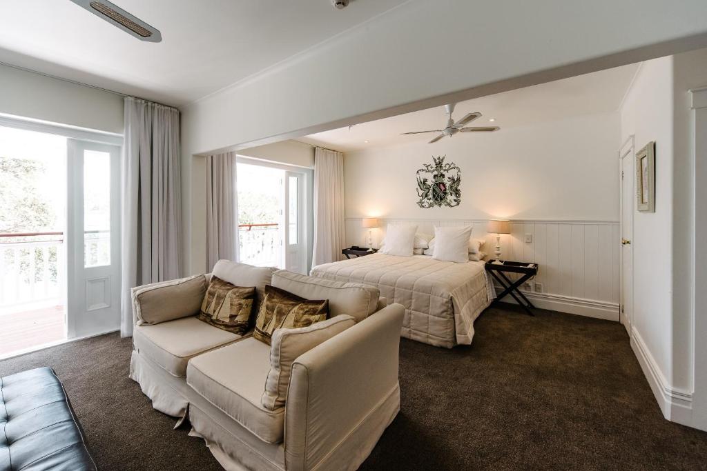 ดยุก ออฟ มาร์ลโบโรห์ โฮเทล (Duke Of Marlborough Hotel)