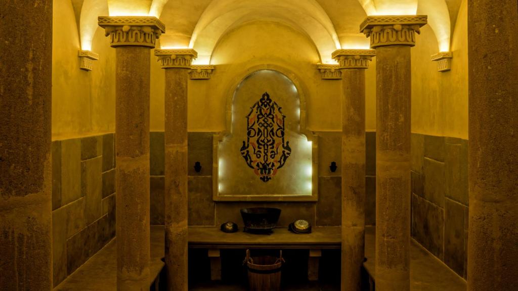 Steamroom