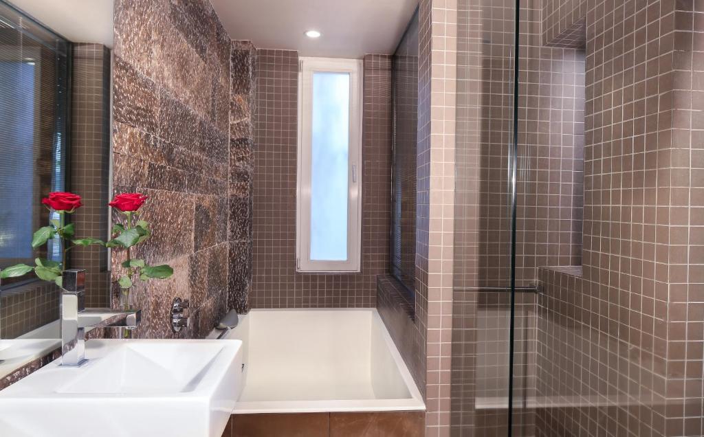 Hotel Gran Derby Suites, a Small Luxury Hotel of the World - 4
