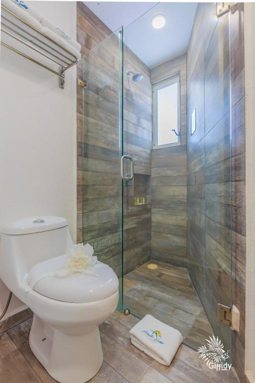 Hotel Paradise Suites photo