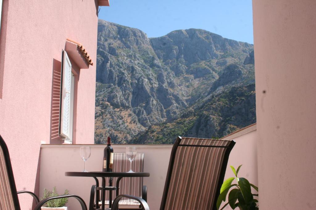 Maritimo Apartments photo