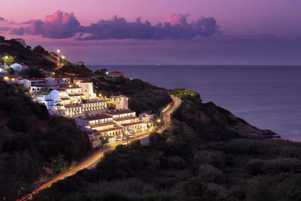 Kerame Studios & Apartments, hotel v destinaci Évdhilos