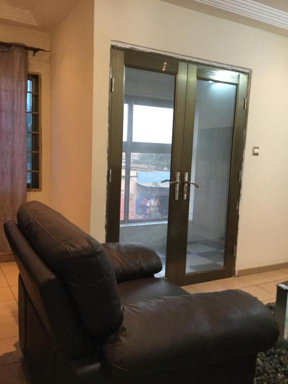 Shared lounge/TV area