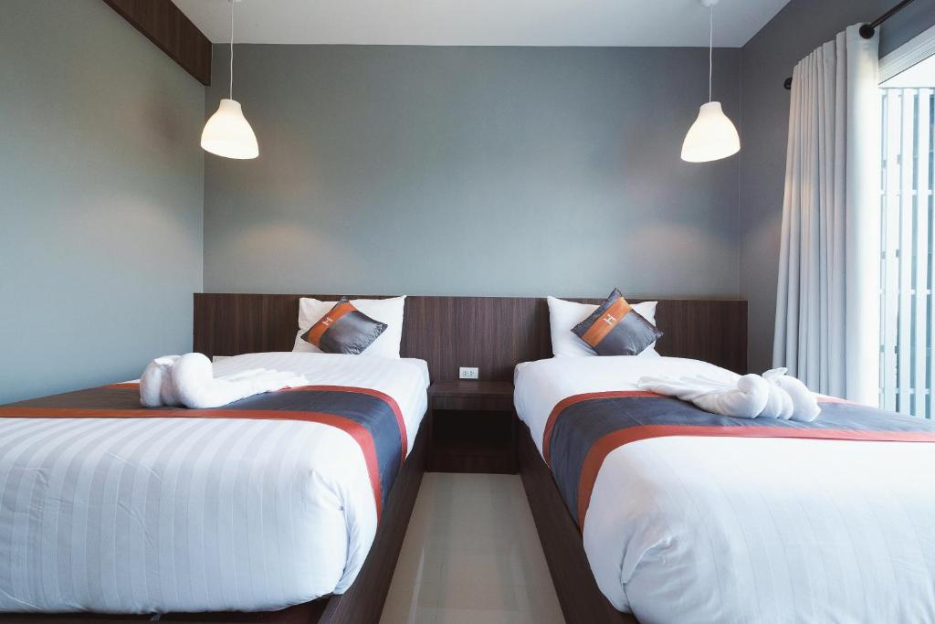 Hansanan Hotel (SHA Certified) photo