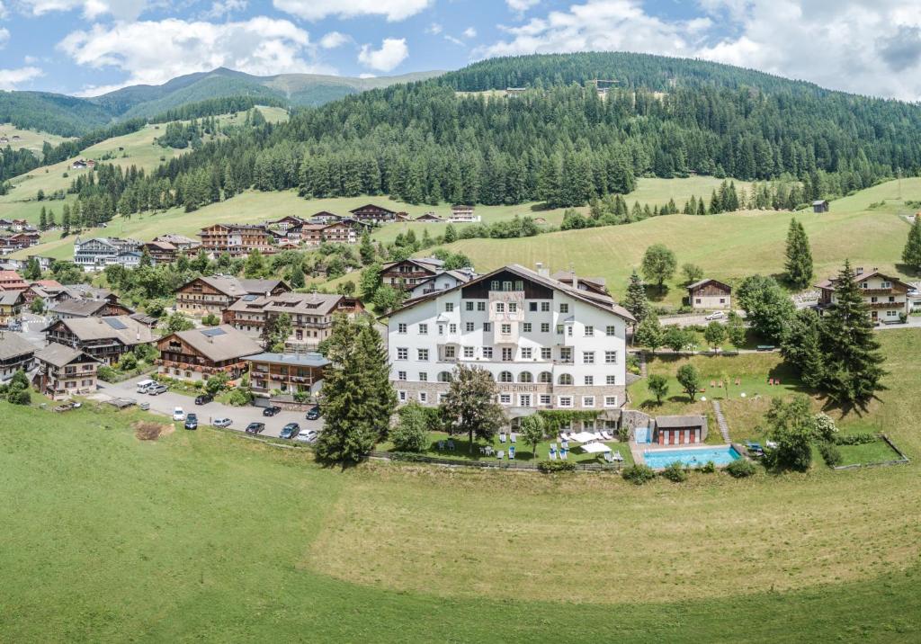 Hotel Tre Cime Sesto - Sexten - 1