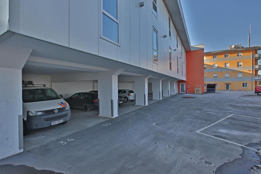Montagehotel Living@Linz photo