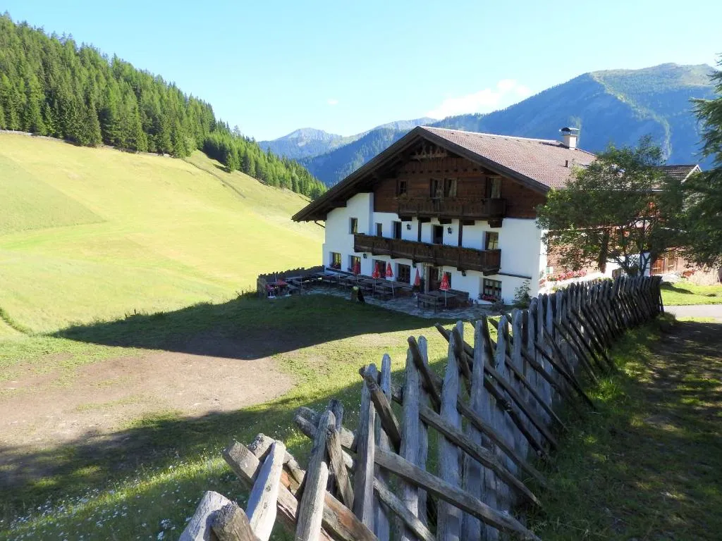 Berggasthof Steckholzer, hotel in Sankt Jodok am Brenner