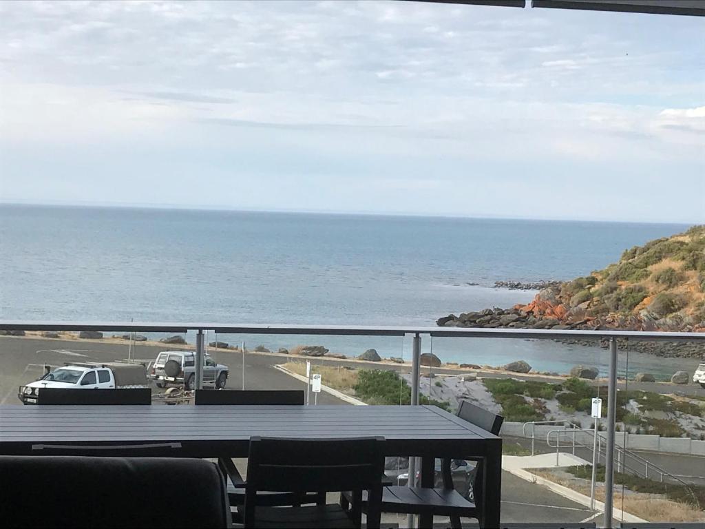 Penneshaw Oceanview Apartments photo