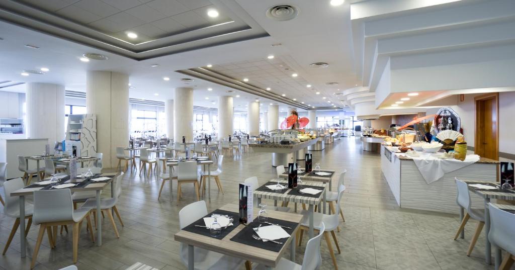 Hotel Puente Real Photo 5