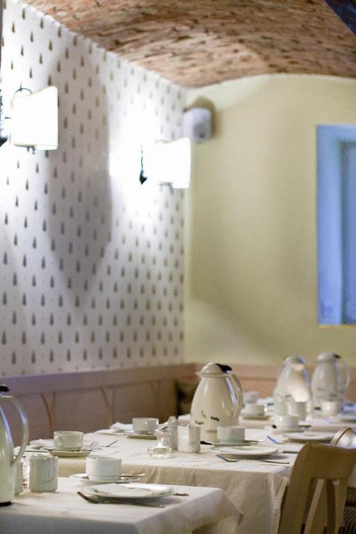 อาหารและเครื่องดื่ม