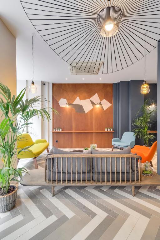 Lobby, WIT Hotel                                                                        in Paris