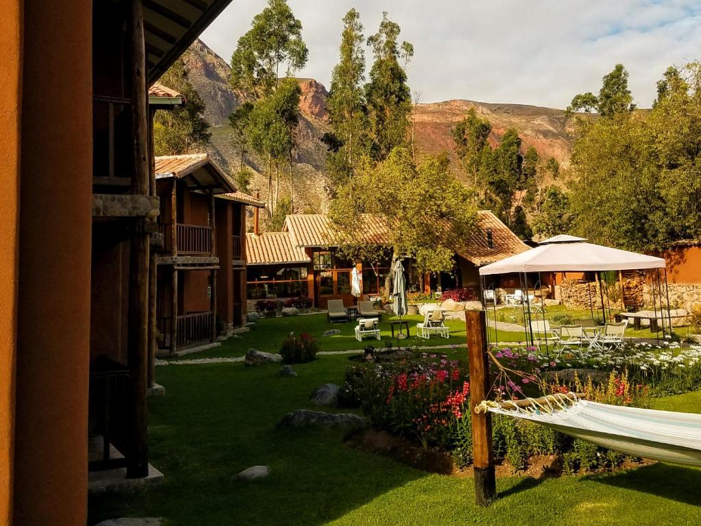 Lizzy Wasi Urubamba photo