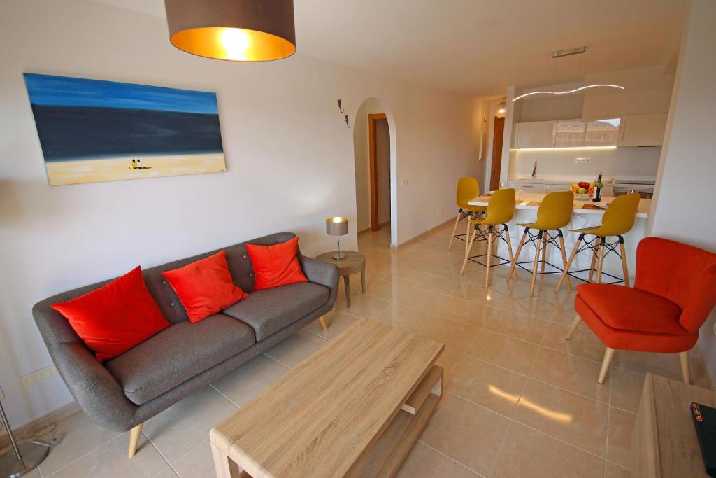 LA PERLA by RENTMEDANO superb luxury duplex, private roof terrace, ocean view, pool, WiFi and parking - 4