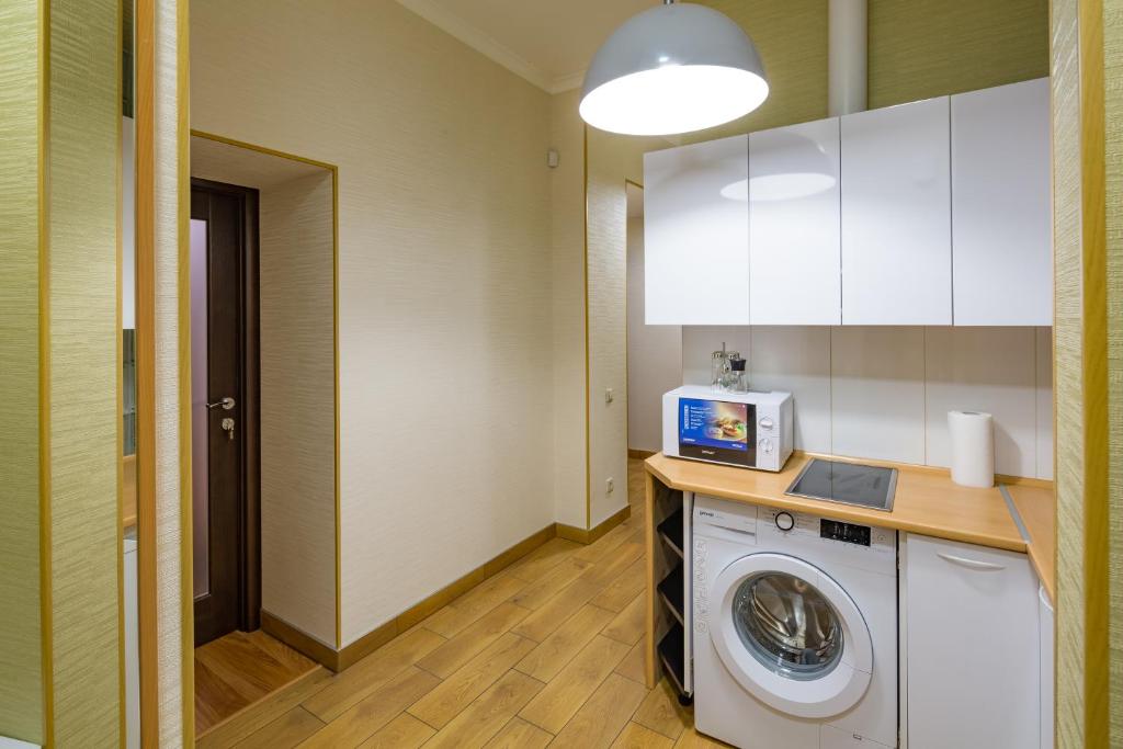 Apartment on Svobody Avenue 25, Lvov