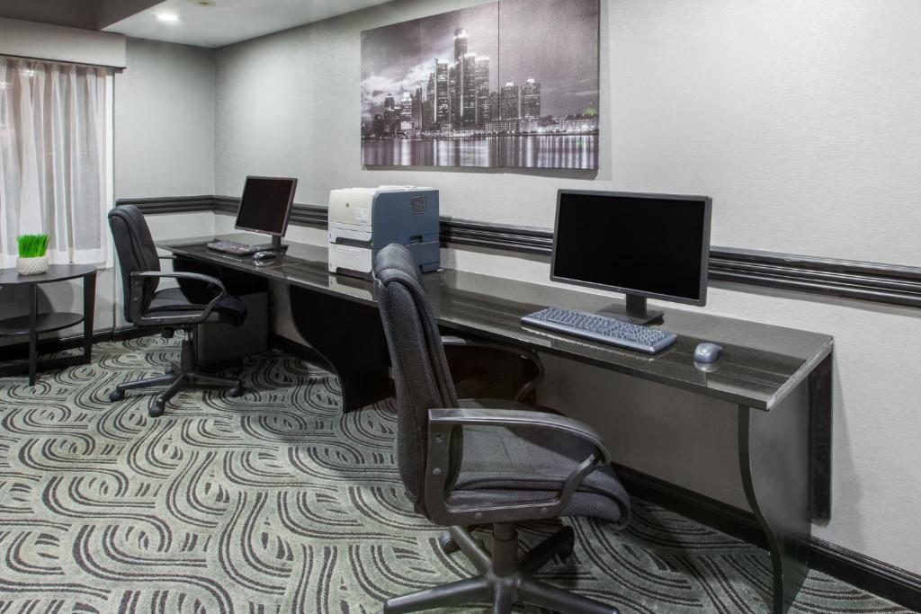 Detroit (MI) Baymont by Wyndham Canton Additional