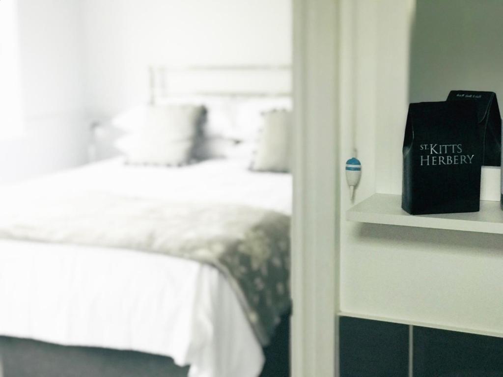 Olcote House photo
