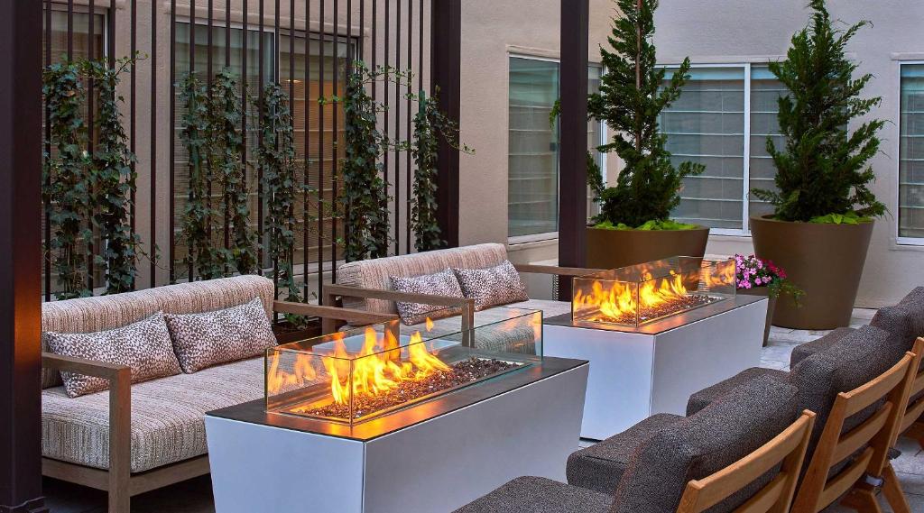 Bar/lounge