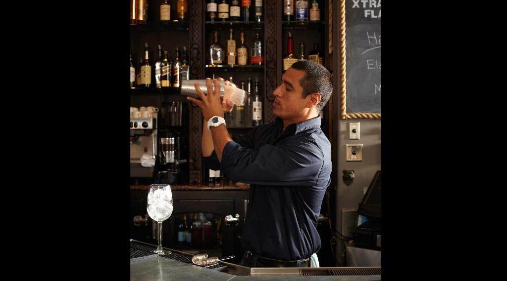 Bar/lounge
