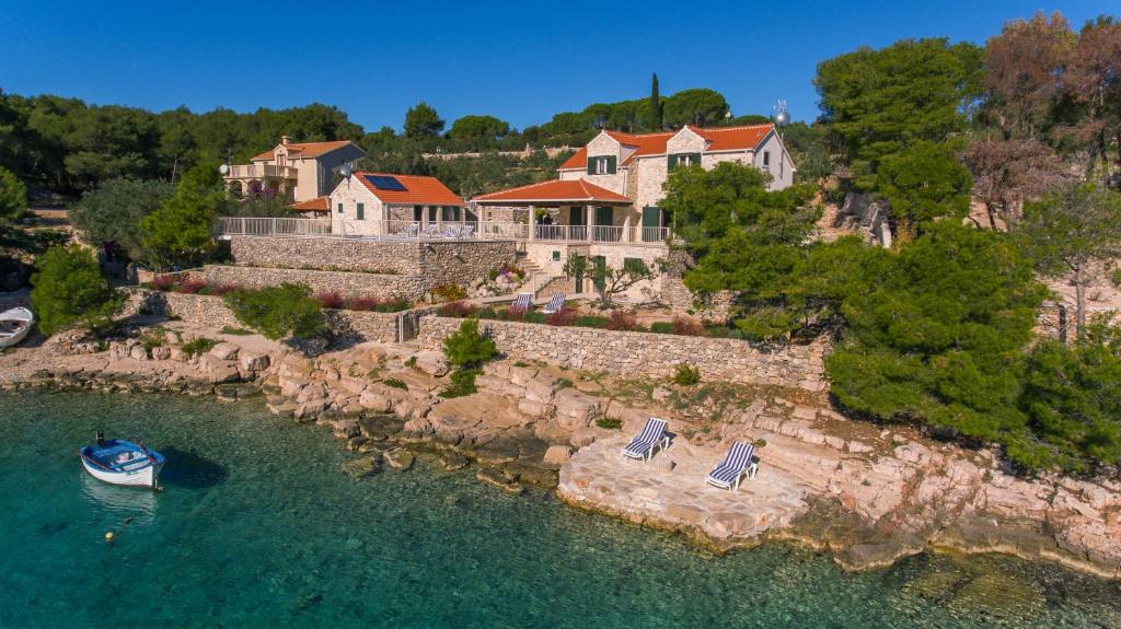 Luxury Villa Kate on sea with heated pool photo