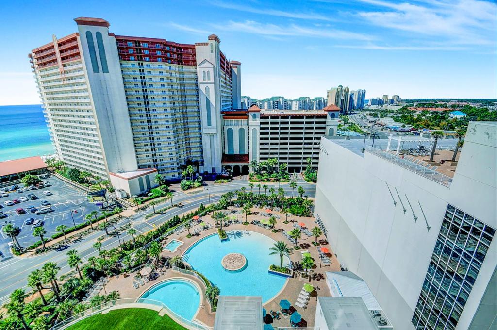 Splash Beach Resort by Panhandle Getaways in Panama City Beach (FL