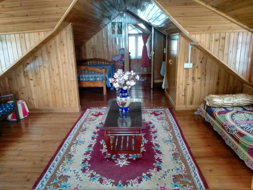 Himshikha Homestay