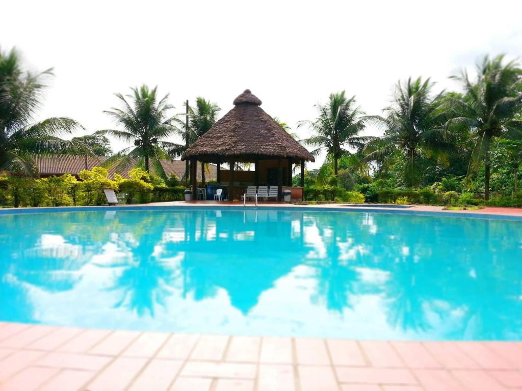 Cesar's Tropical Hotel, Villa Tunari