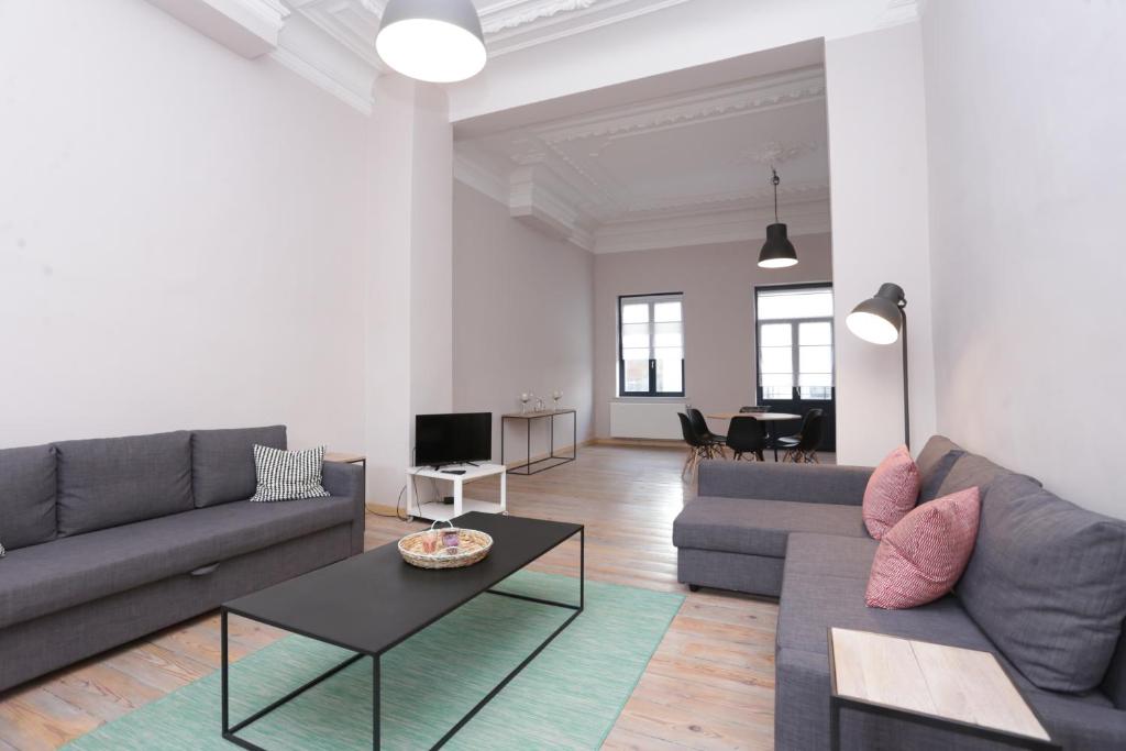 Parlamentarium apartment photo