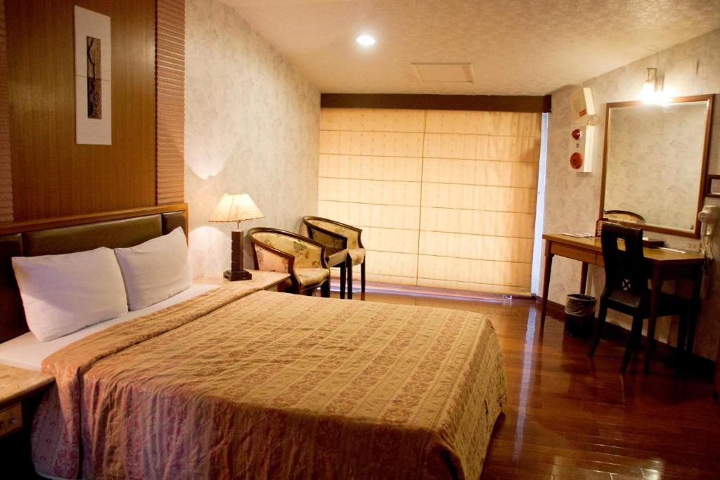 Paiwei Motel photo