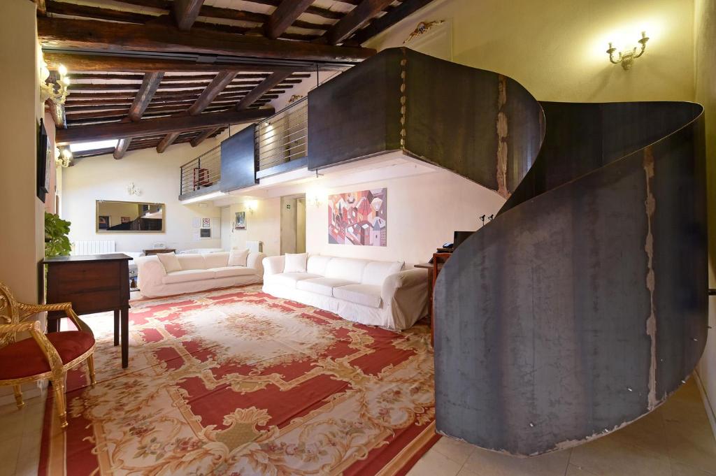 LM Suites Spagna — Hotel in Rome