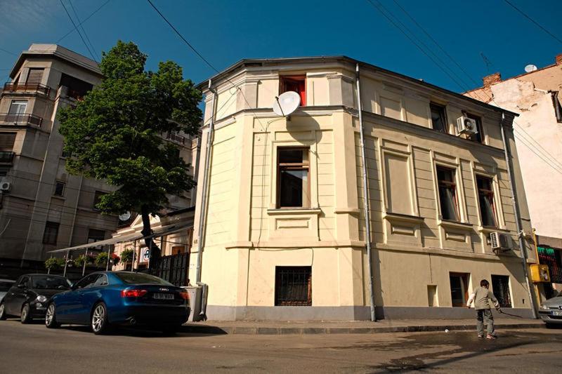 Fun House — Hotel in Bucharest