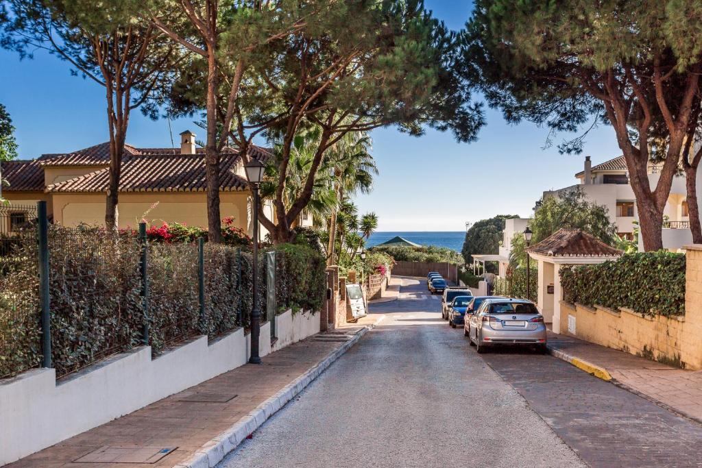 Elviria beach front apartment - 2