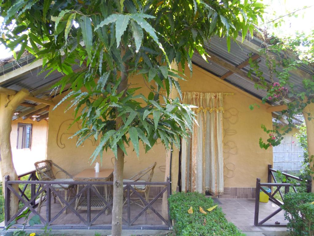 Balcony/terrace, Bardia Kingfisher Resort in Bardiya