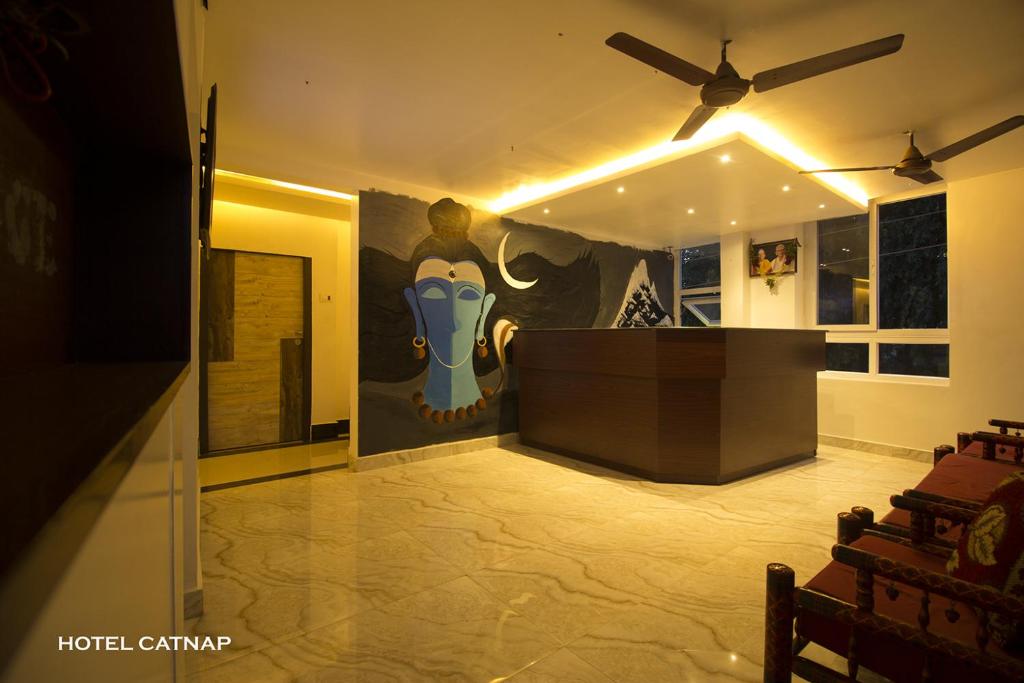 3. Hotel Ca..