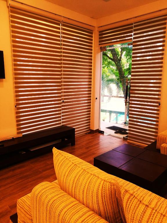 Oak Residencies photo