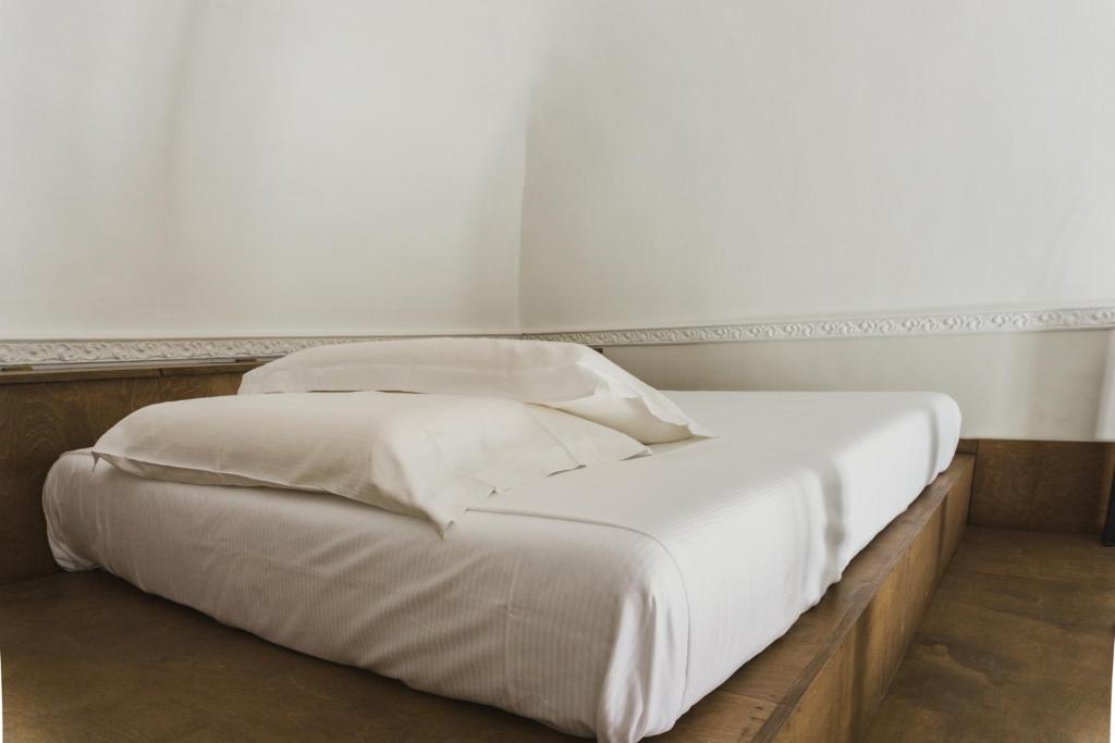 Catania House photo