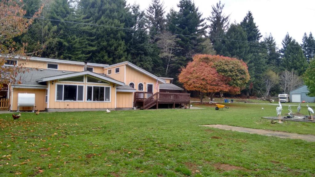 Rooms, RV,Tents in Redwood N&S Park 红木国家公园的房间, Crescent City