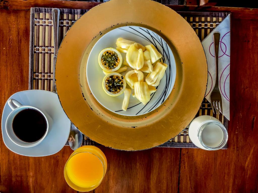 Alimentos e Bebidas