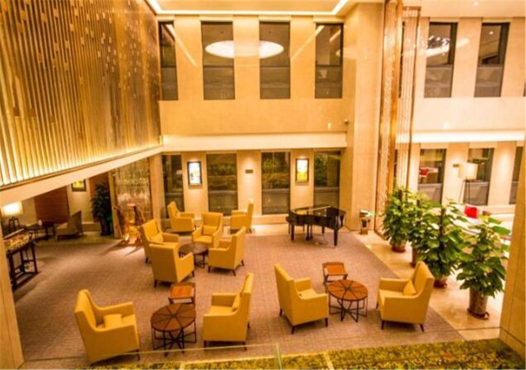 济南银丰华美达酒店 (ramada jinan)