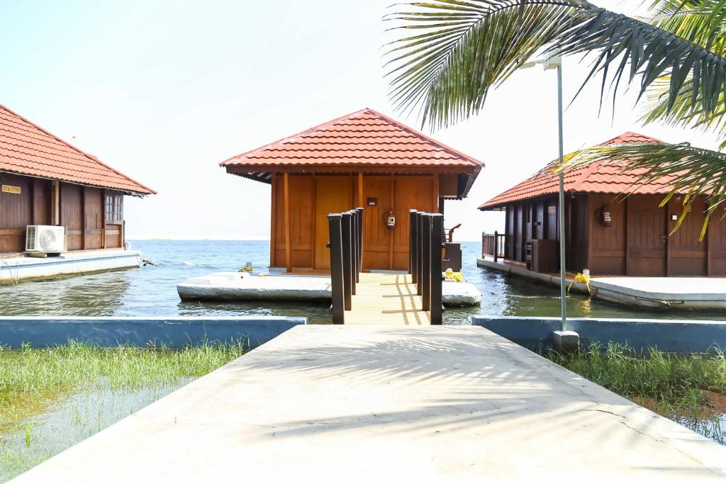 プヴァール　アイランド　リゾート (Poovar Island Resort) 眺望