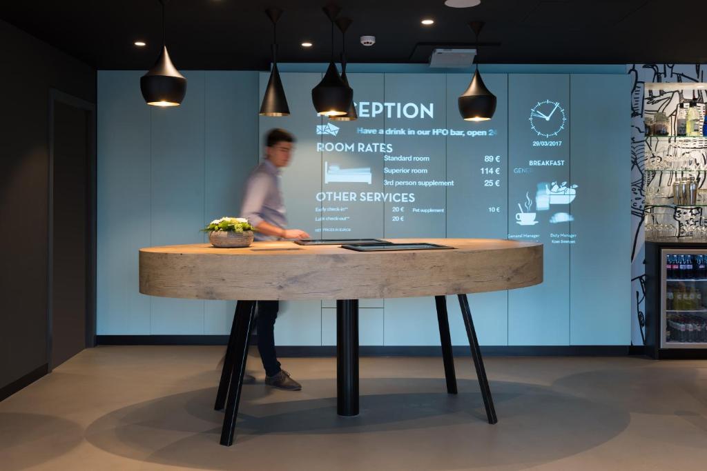 ibis Charleroi Airport Brussels South Photo 8