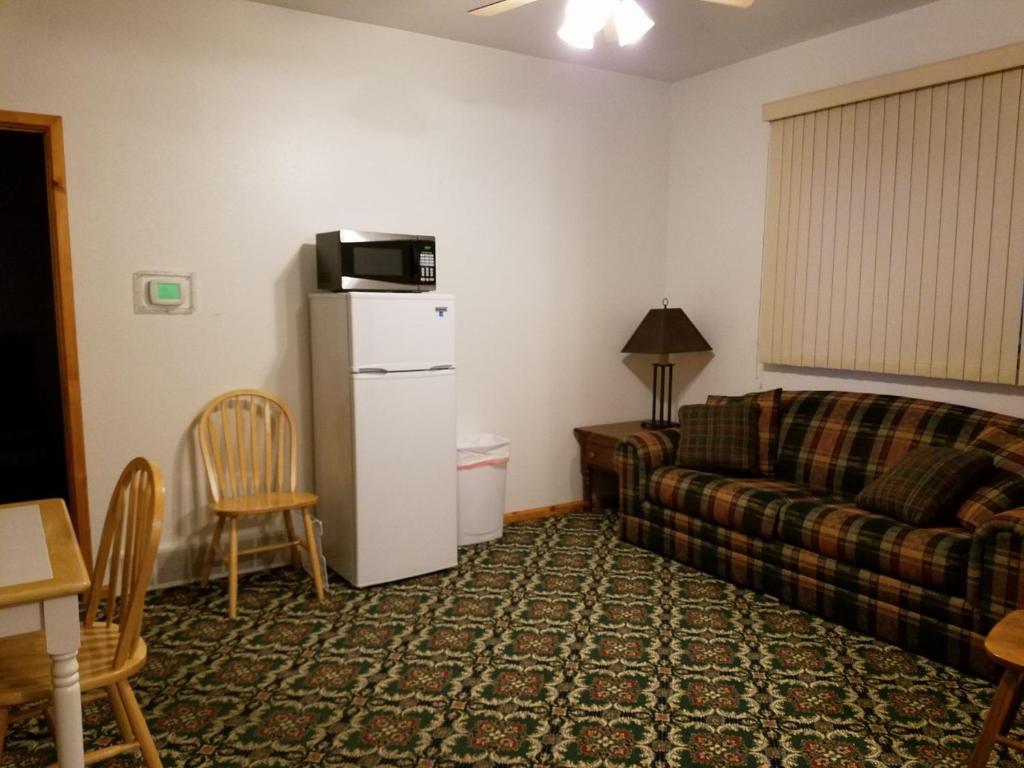 Anchors Away Lodge photo
