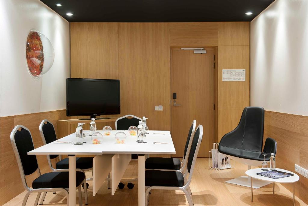 Business center