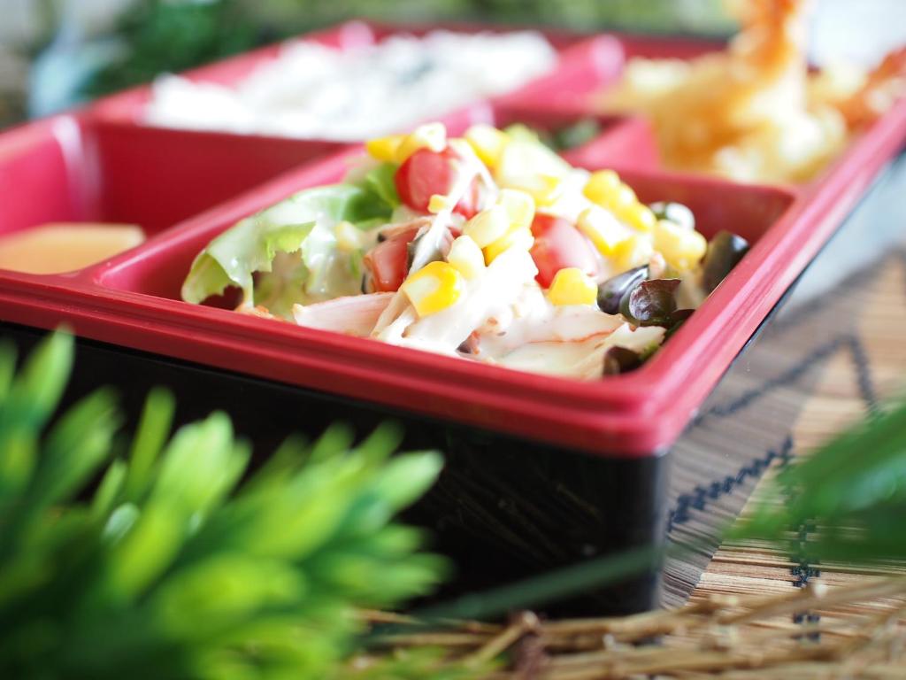 طعام و مشروبات