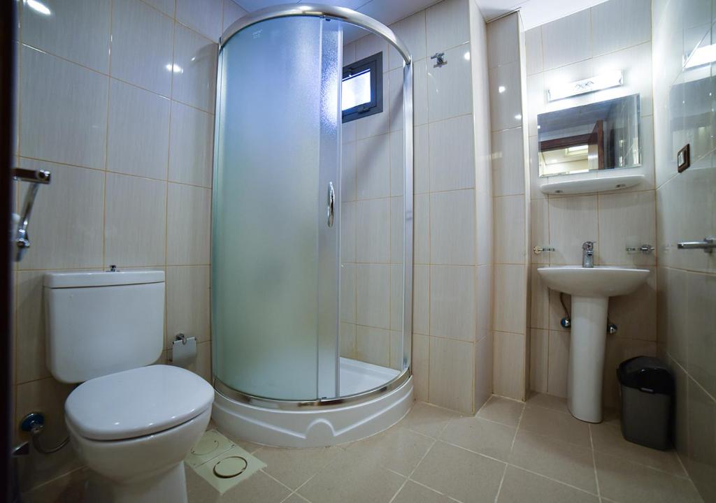 Al Jawhara Suites photo